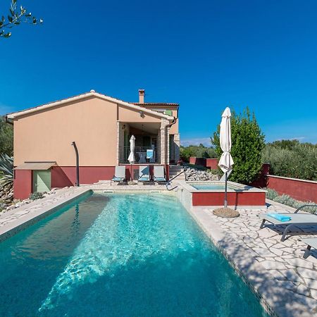 Villa Nona Marija Sveti Lovreč Pazenatički Eksteriør bilde